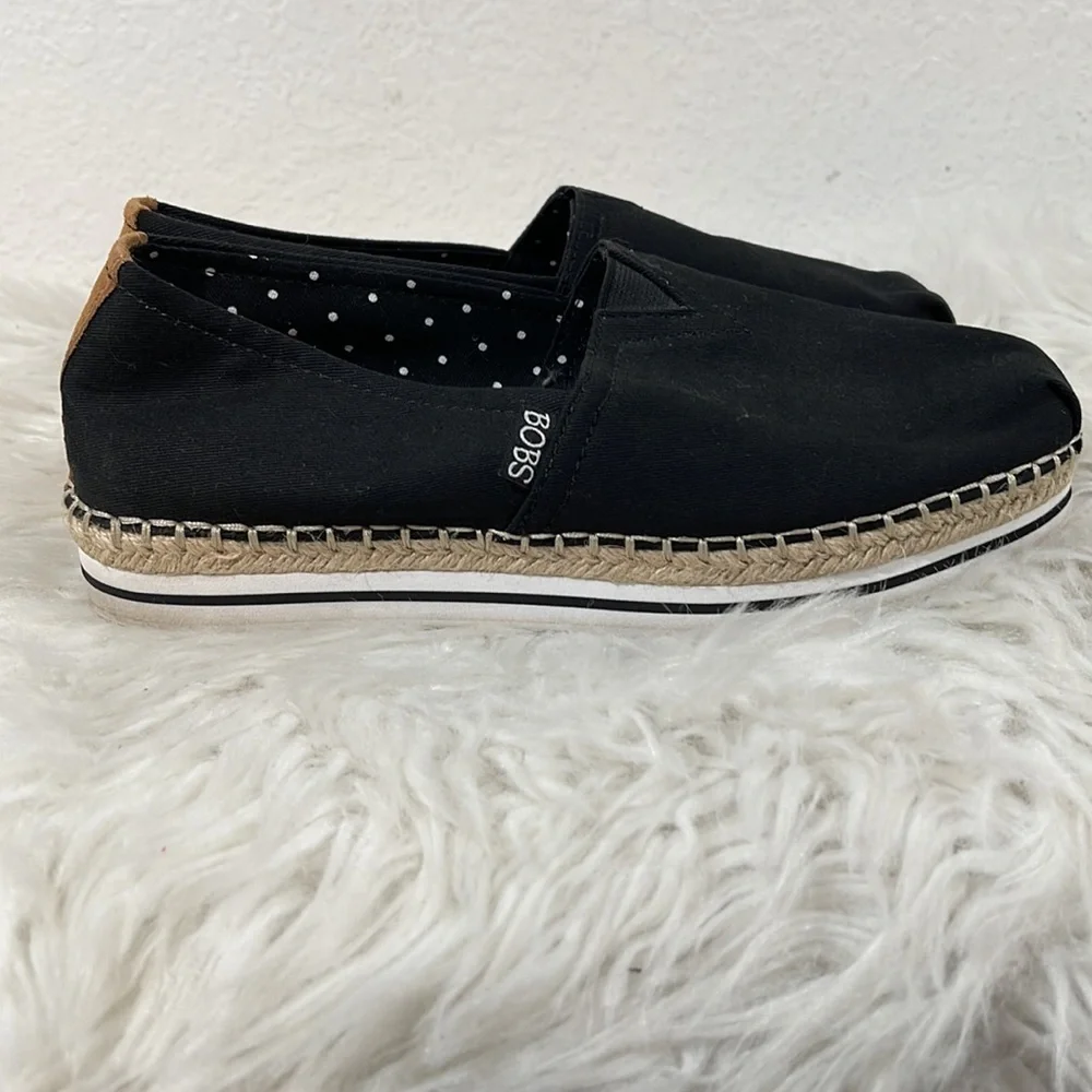 BOBS FROM SKECHERS Breeze Memory Foam Espadrilles  Size 7.5